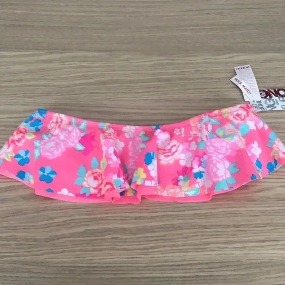 💥🆕Bongo Pink Strapless Bikini Top S🆕 - Picture 3 of 6